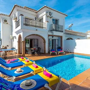 Paradise - Palomas Villa Nerja